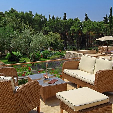 Aminess Vival Casa Velaris Hotel Supetar Exterior photo